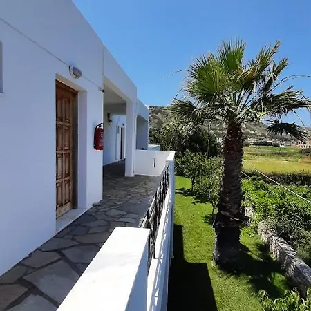 Maison d'hôtes Meroi Molos (adults Only) 3*