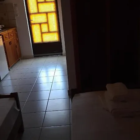 Meroi - Adults Friendly Guest house 2*