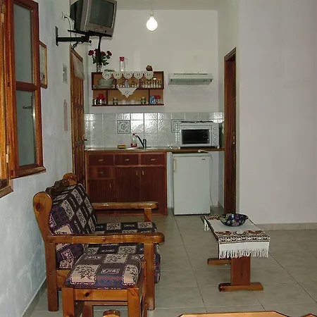 Pensionat Meroi Molos (adults Only)