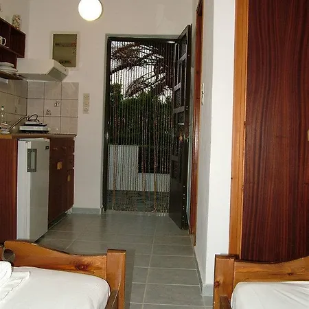 Pensión Meroi - Adults Friendly 2*