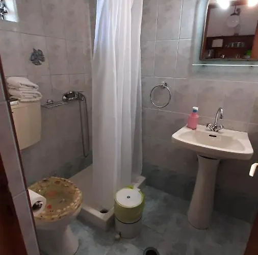 Meroi Molos (adults Only) Maison d'hôtes